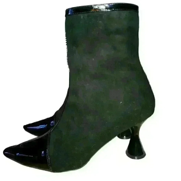 Black Boots faux suede and patent leather sz 10 - Picture 2 of 3